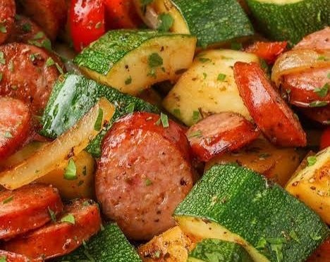 Easy Zucchini and Smoked Sausage Skillet Dinner suggested serving